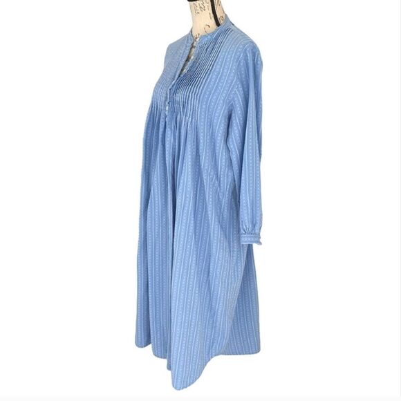 LL bean Vtg Pintuck Dobby Cotton Nightgown flannel Pajamas Modest Cottagecore L - Picture 4 of 11